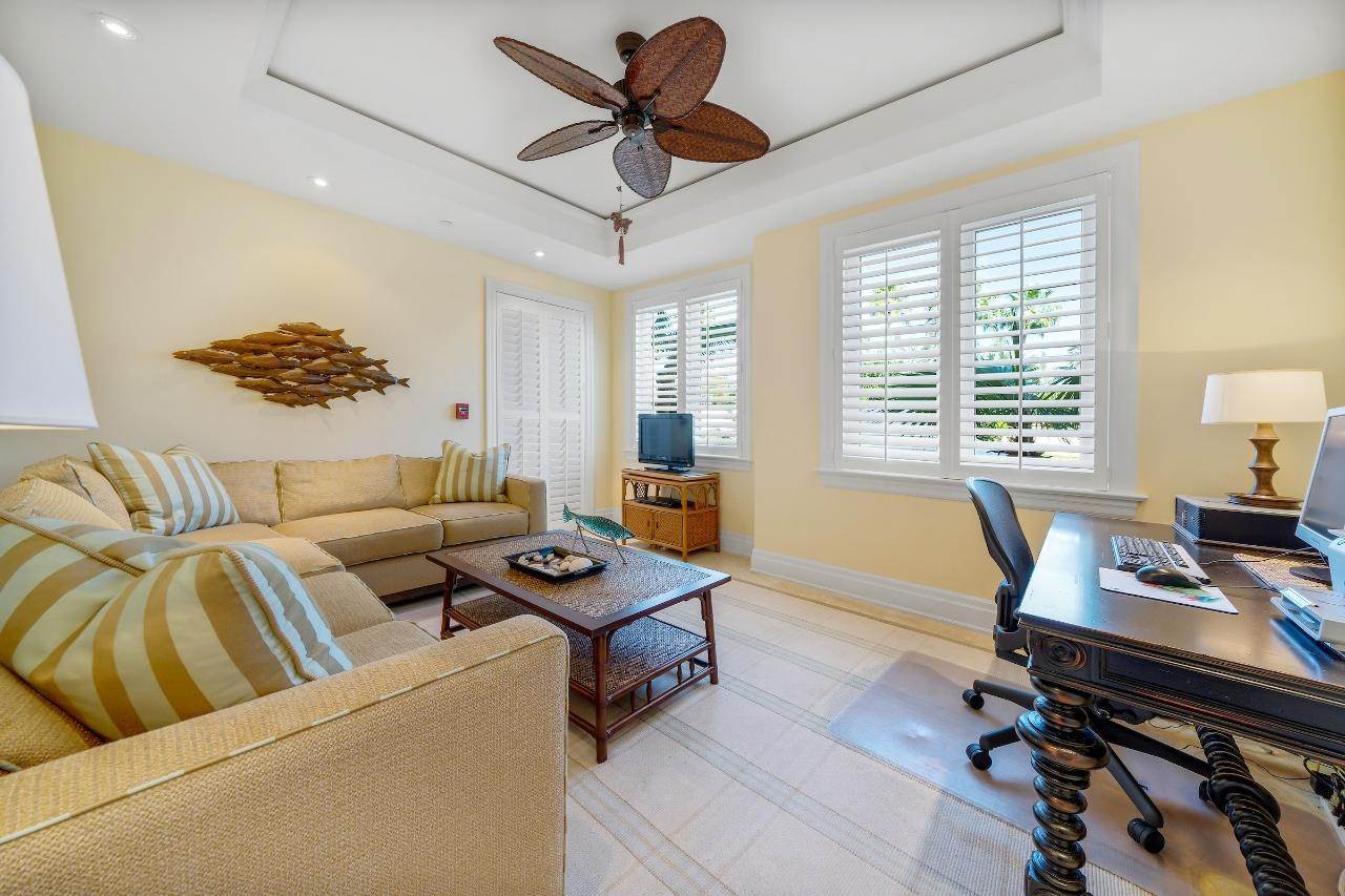 9. Condominiums for Sale at Ocean Club Estates, Paradise Island, Nassau and Paradise Island, Bahamas