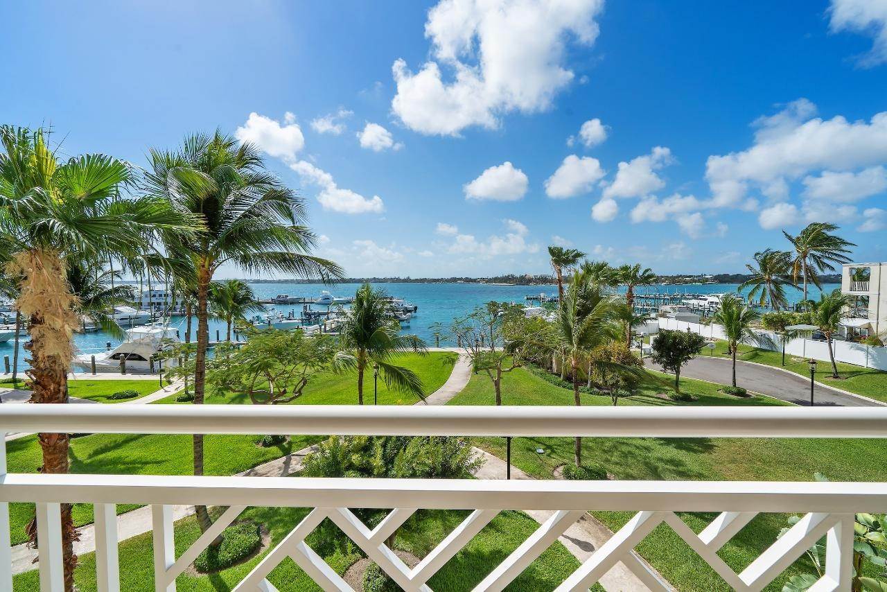 20. Condominiums por un Venta en Ocean Club Estates, Paradise Island, Nueva Providencia / Nassau, Bahamas