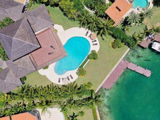 5. Single Family Homes por un Venta en Ocean Club Estates, Paradise Island, Nueva Providencia / Nassau, Bahamas