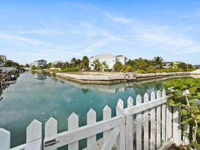 5. Condominiums por un Venta en Sandyport, Cable Beach, Nueva Providencia / Nassau, Bahamas