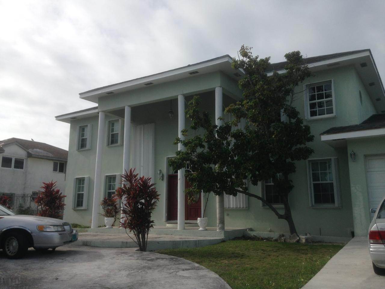 Single Family Homes für Verkauf beim East Bay Street, New Providence/Nassau, Bahamas