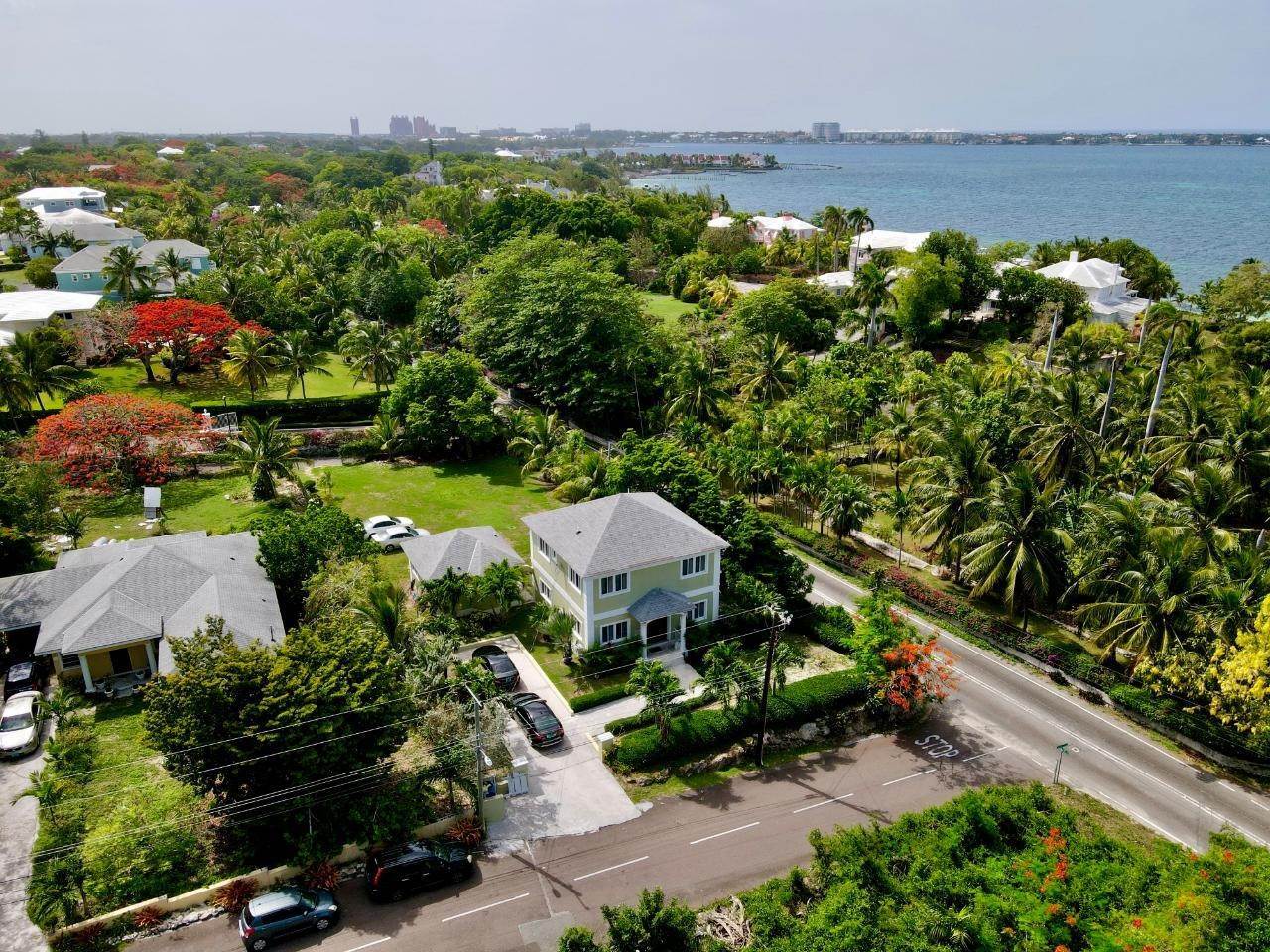 Single Family Homes por un Venta en Deals Heights, Eastern Road, Nueva Providencia / Nassau, Bahamas