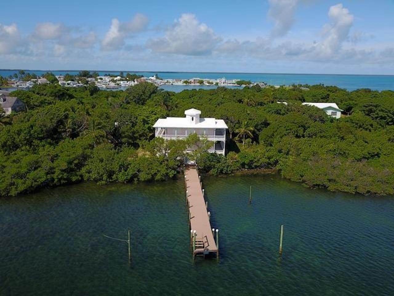 8. Single Family Homes for Sale at Black Sound, Green Turtle Cay, Abaco, Bahamas