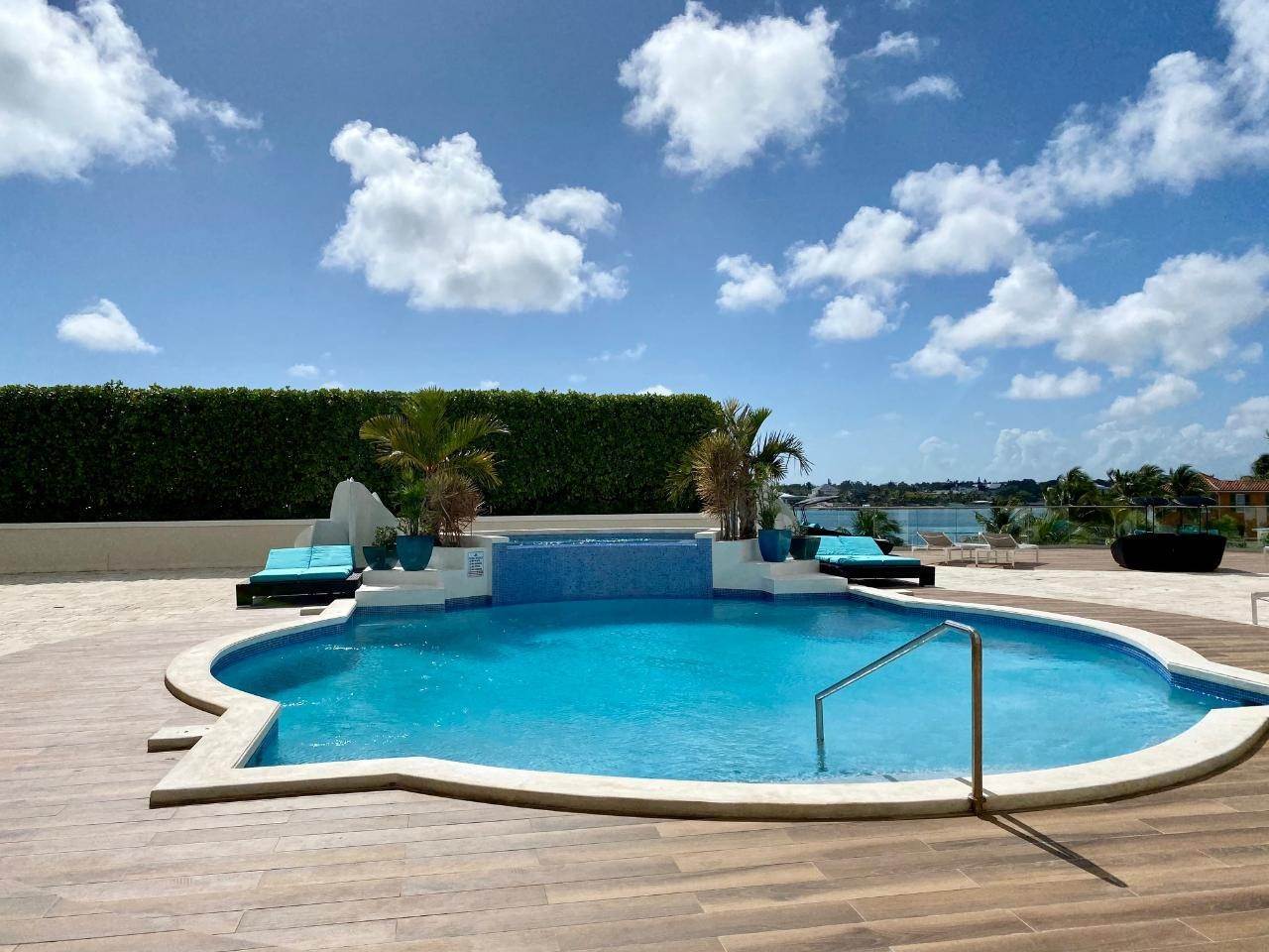14. Condominiums for Sale at Paradise Island, Nassau and Paradise Island, Bahamas