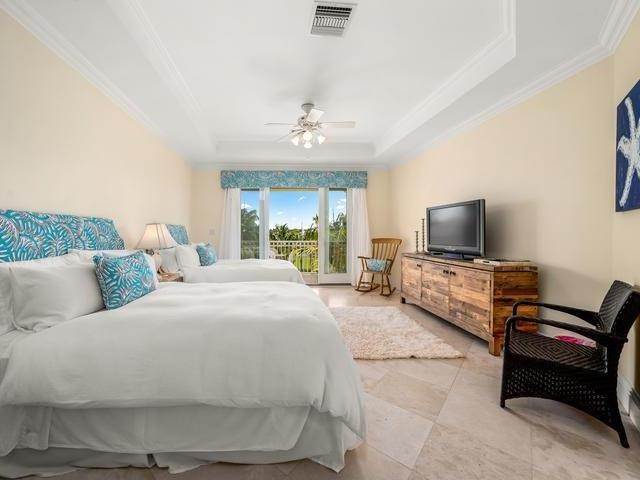 14. Single Family Homes for Sale at Ocean Club Estates, Paradise Island, Nassau and Paradise Island, Bahamas