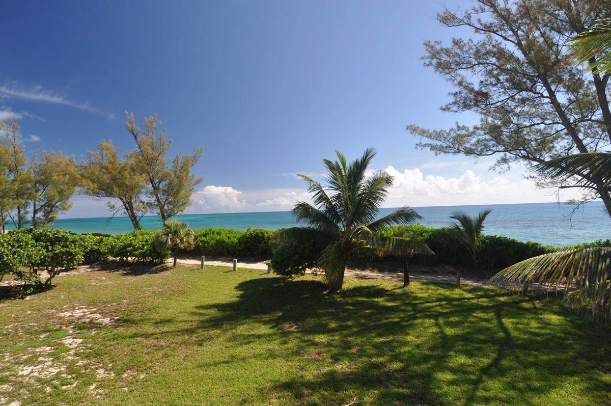7. Single Family Homes for Sale at Green Turtle Cay, Abaco, Bahamas