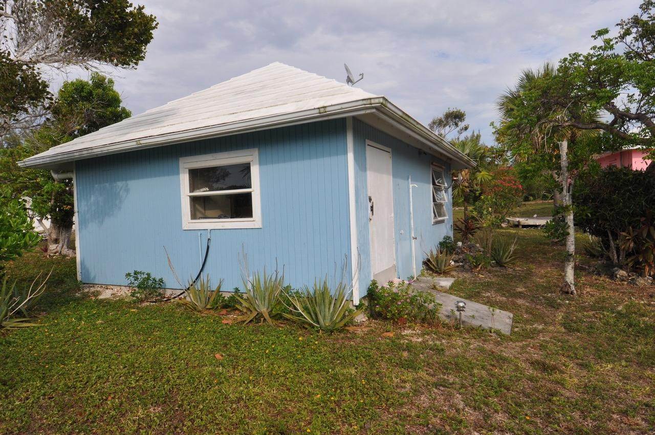 12. Single Family Homes for Sale at Green Turtle Cay, Abaco, Bahamas
