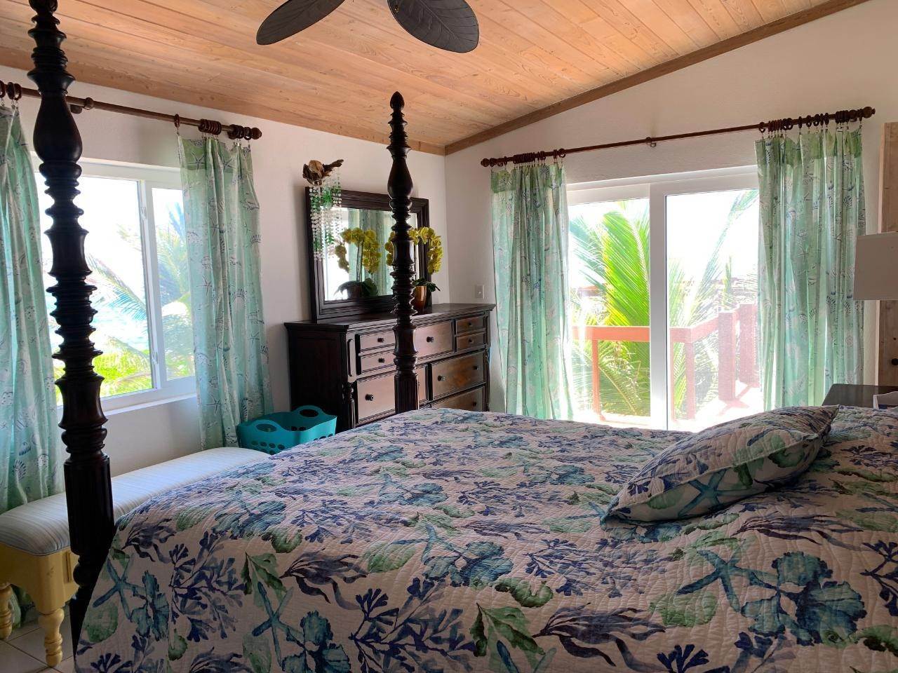 12. Single Family Homes for Sale at Stella Maris, Long Island, Bahamas