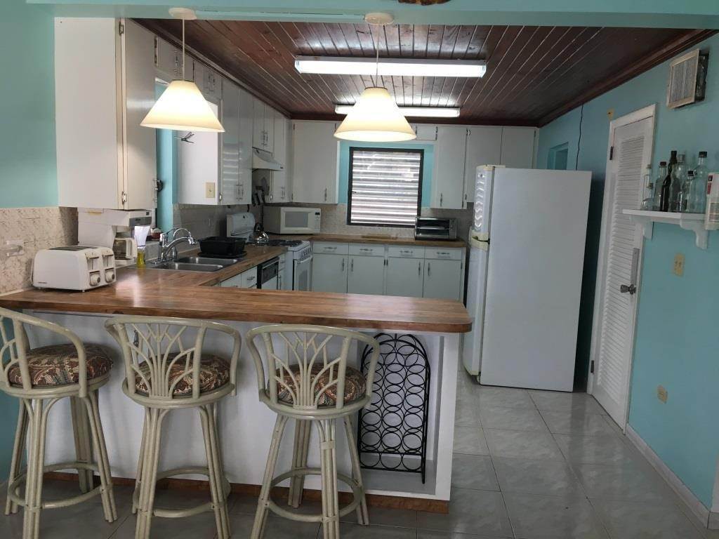 4. Single Family Homes pour l Vente à Russell Island, Spanish Wells, Eleuthera, Bahamas