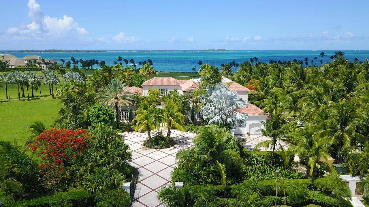 4. Single Family Homes for Sale at Ocean Club Estates, Paradise Island, Nassau and Paradise Island, Bahamas