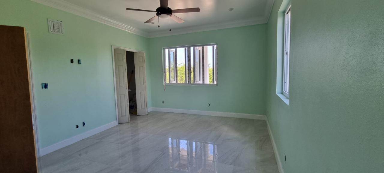 11. Condominiums for Sale at South Ocean, Nassau and Paradise Island, Bahamas
