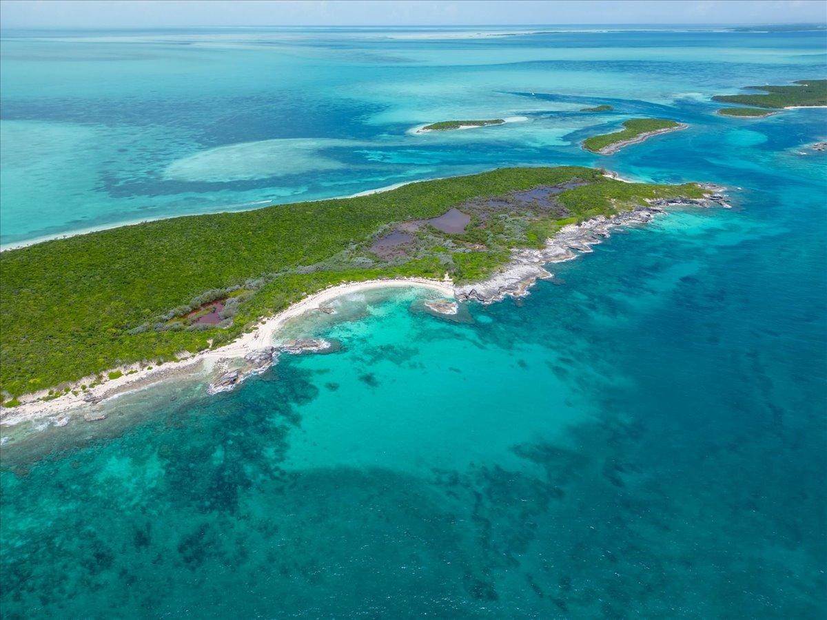 4. Private Islands for Sale at Berry Islands, Bahamas