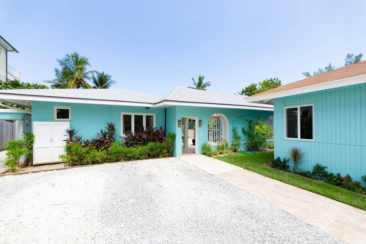 19. Single Family Homes für Verkauf beim West Bay Street, New Providence/Nassau, Bahamas