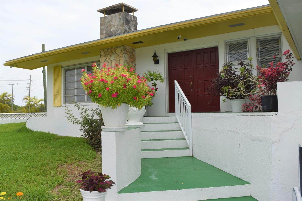 2. Single Family Homes for Sale at Stapledon Gardens, Nassau New Providence, Bahamas