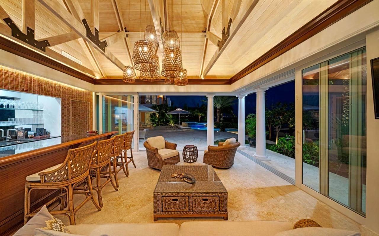 7. Single Family Homes pour l Vente à Ocean Club Estates, Paradise Island, New Providence/Nassau, Bahamas