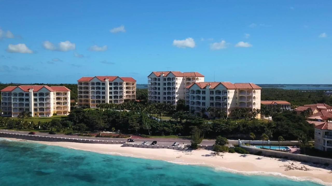 6. Condominiums for Sale at Caves Heights, West Bay Street, Nassau and Paradise Island, Bahamas