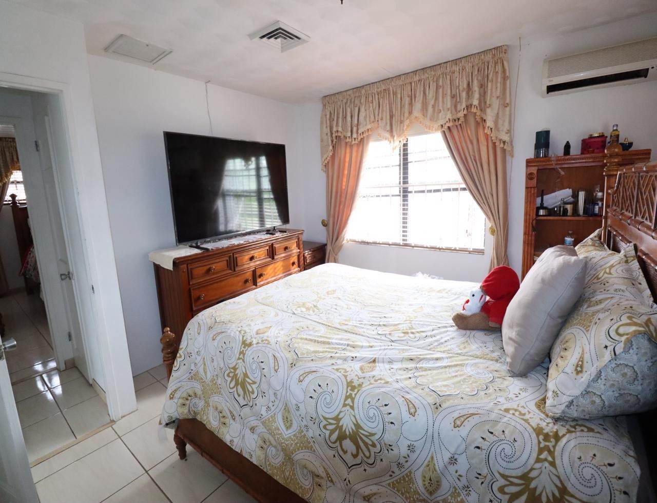 13. Single Family Homes for Sale at Winton Meadows, Winton, Nassau and Paradise Island, Bahamas