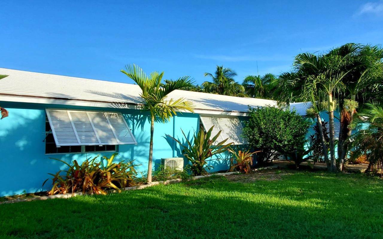 2. Single Family Homes for Sale at Winton Estates, Winton, Nassau and Paradise Island, Bahamas