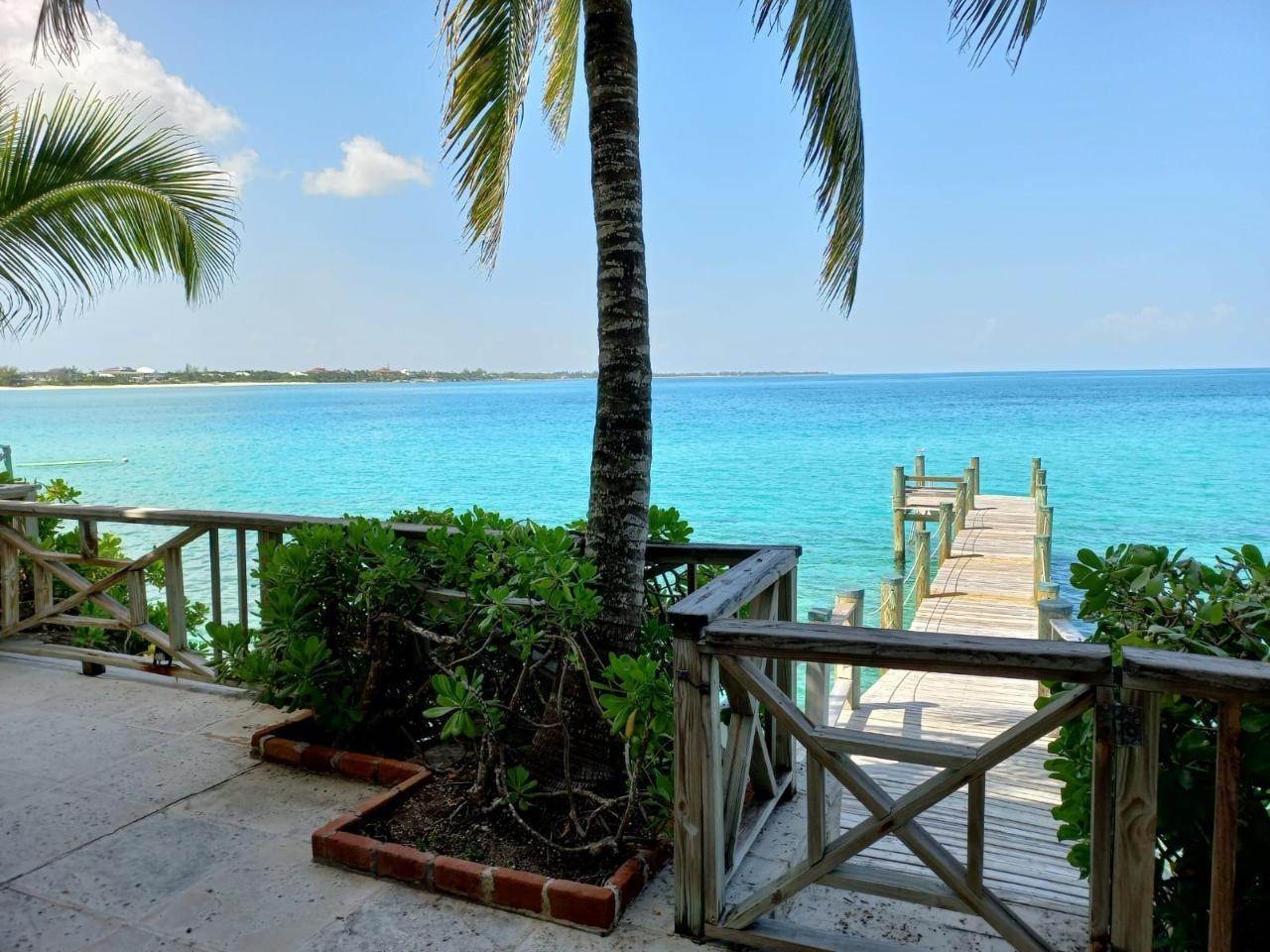 7. Single Family Homes at Old Fort Bay, Nassau and Paradise Island, Bahamas