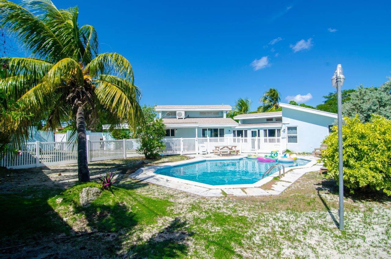 16. Single Family Homes for Sale at Cable Beach, Nassau and Paradise Island, Bahamas