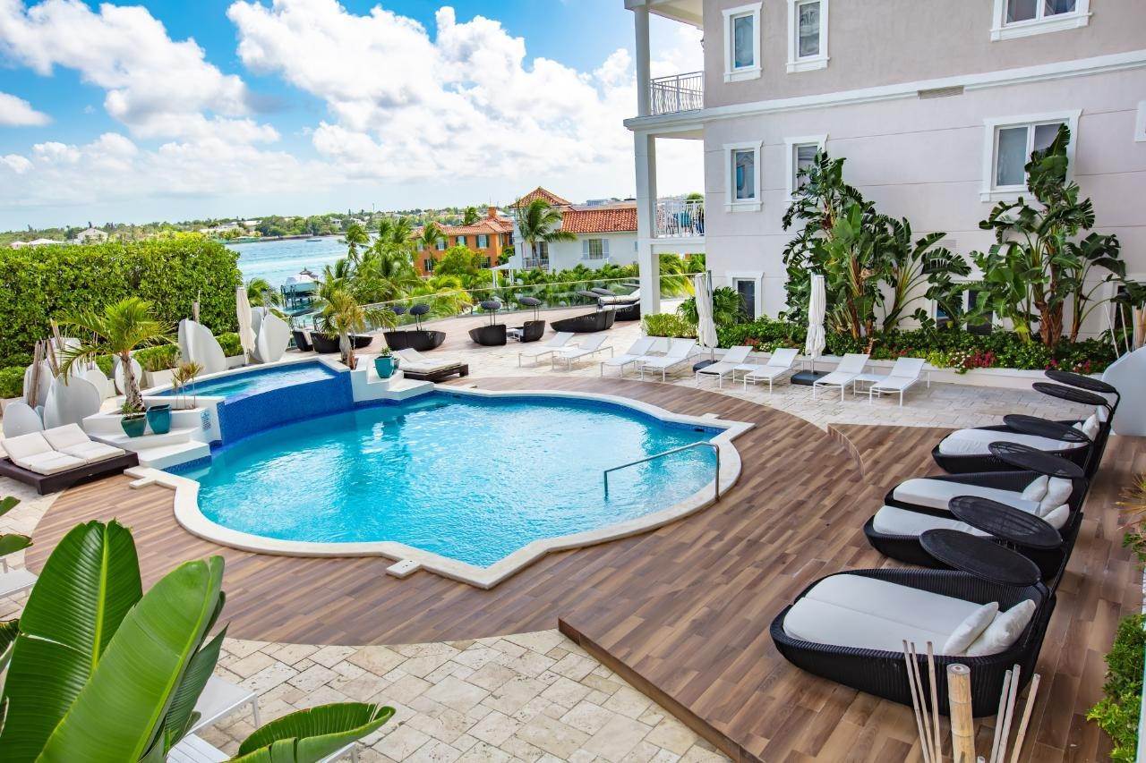 3. Condominiums por un Venta en Paradise Island, Nueva Providencia / Nassau, Bahamas