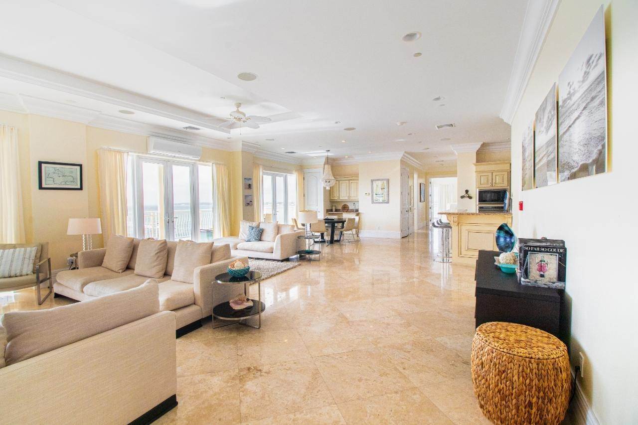 4. Condominiums for Sale at Paradise Island, Nassau and Paradise Island, Bahamas