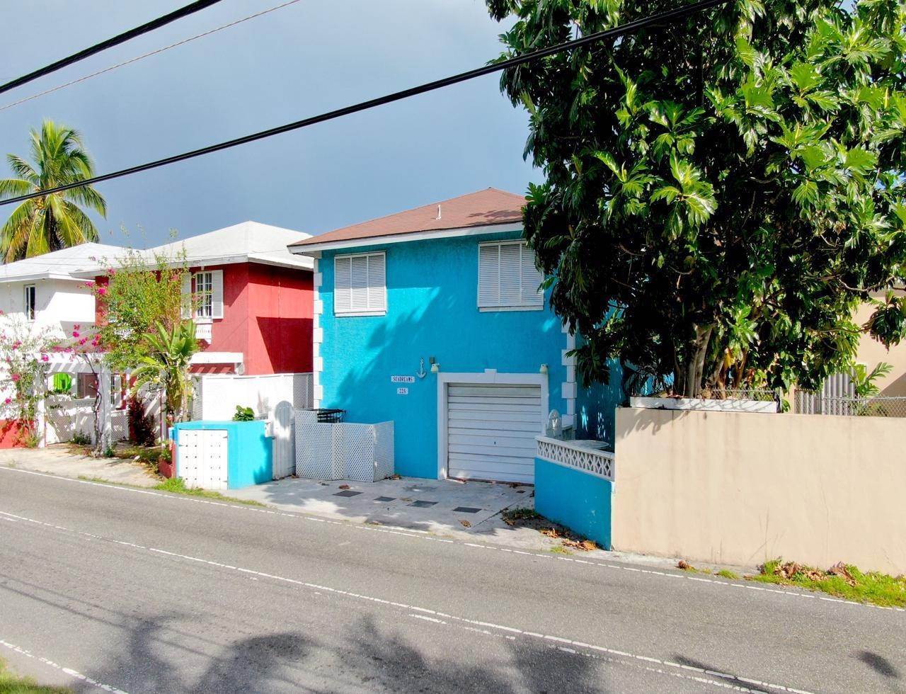 2. Single Family Homes für Verkauf beim Eastern Road, New Providence/Nassau, Bahamas