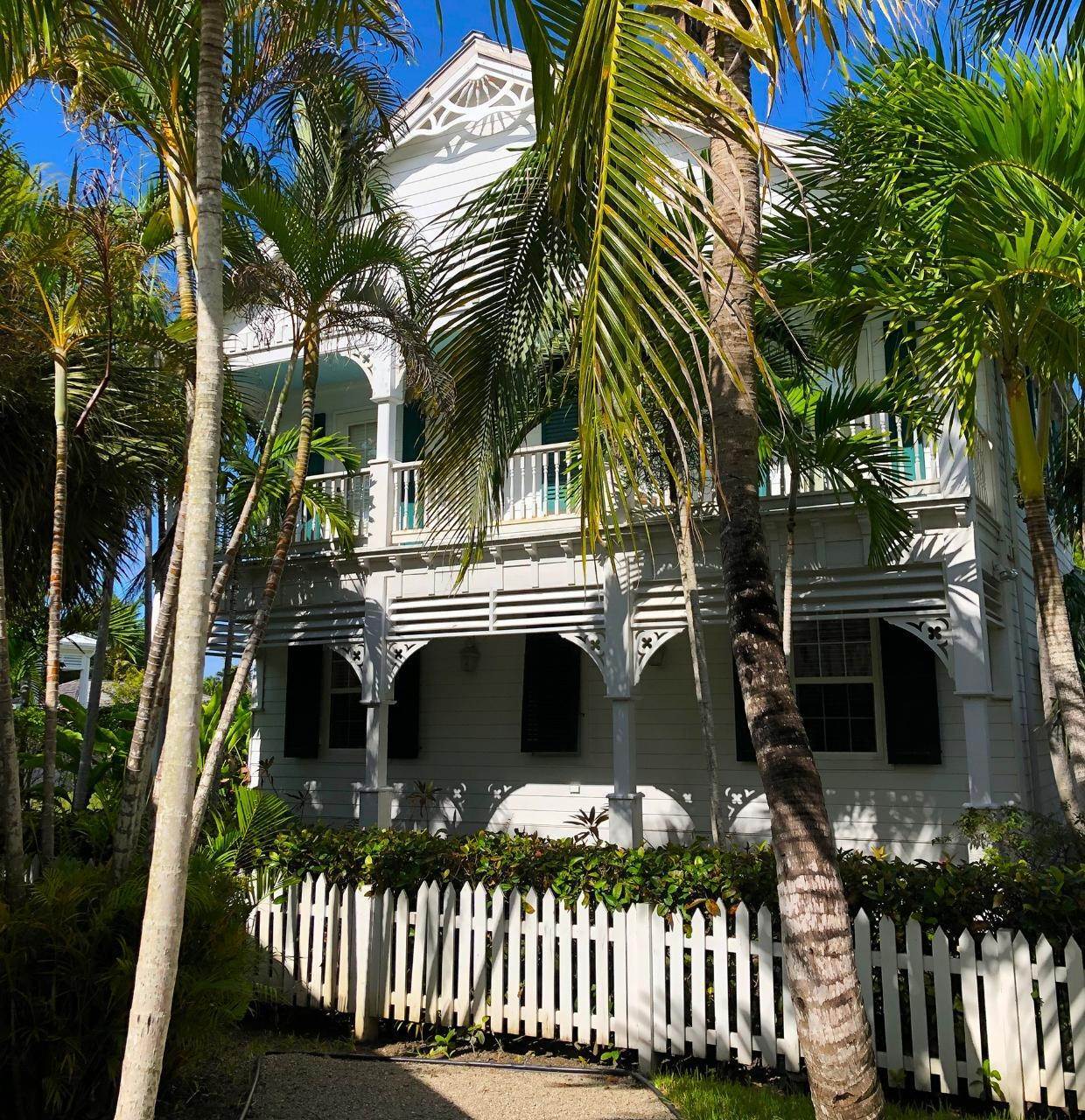 Single Family Homes at Islands At Old Fort Bay, Old Fort Bay, Nassau and Paradise Island, Bahamas