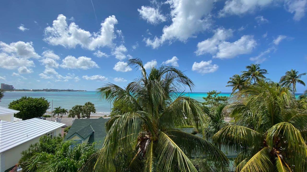 3. Single Family Homes for Sale at Vista Marina, West Bay Street, Nassau and Paradise Island, Bahamas