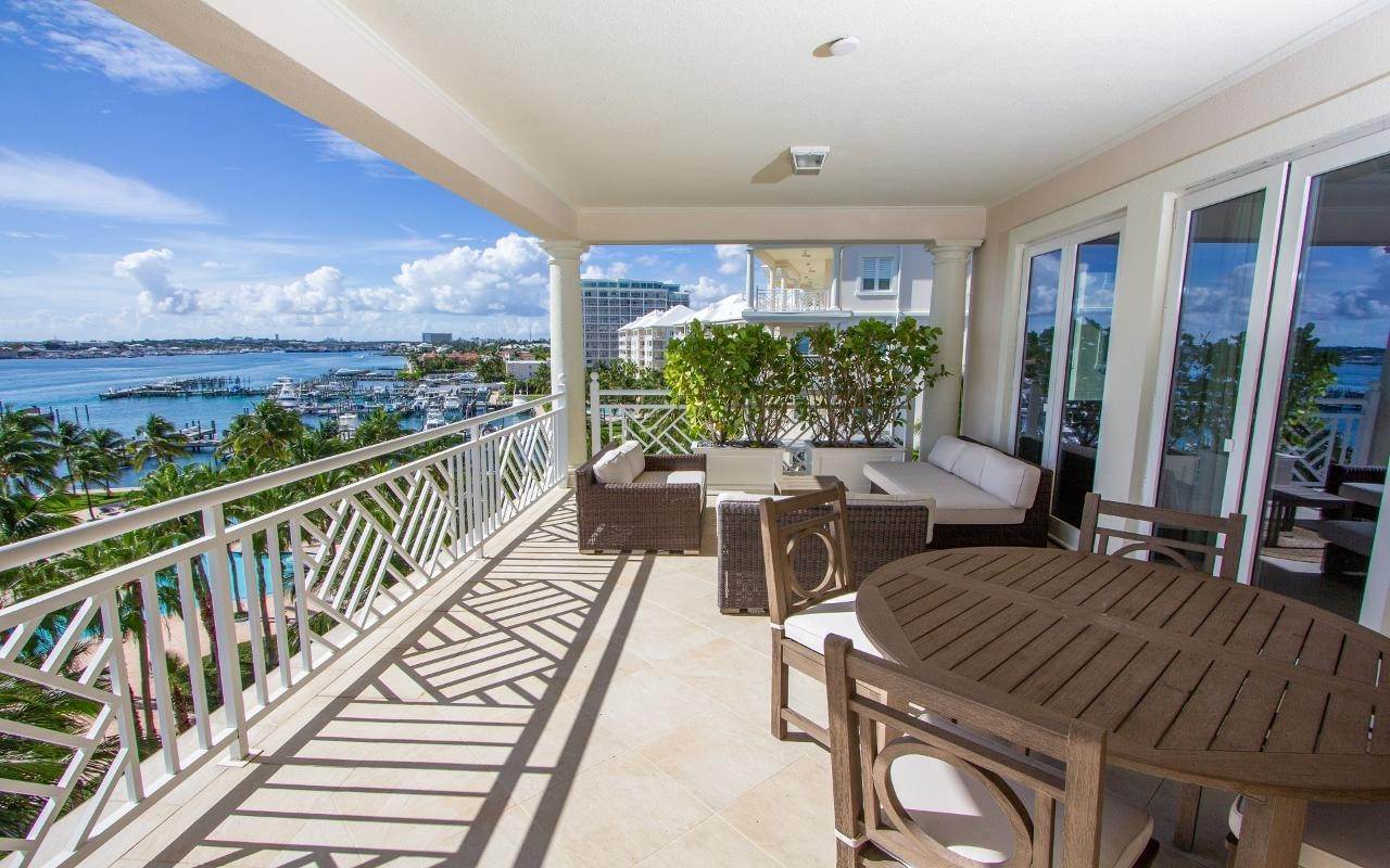 20. Condominiums for Sale at Ocean Club Estates, Paradise Island, Nassau and Paradise Island, Bahamas