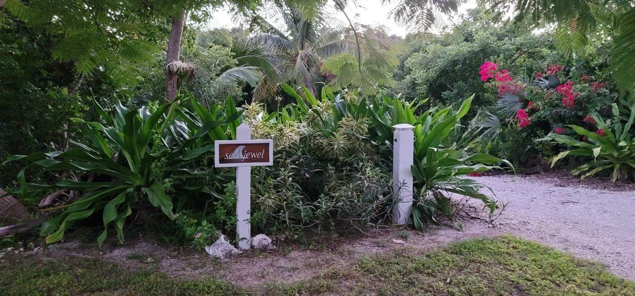 7. Single Family Homes for Sale at Guana Cay, Abaco, Bahamas