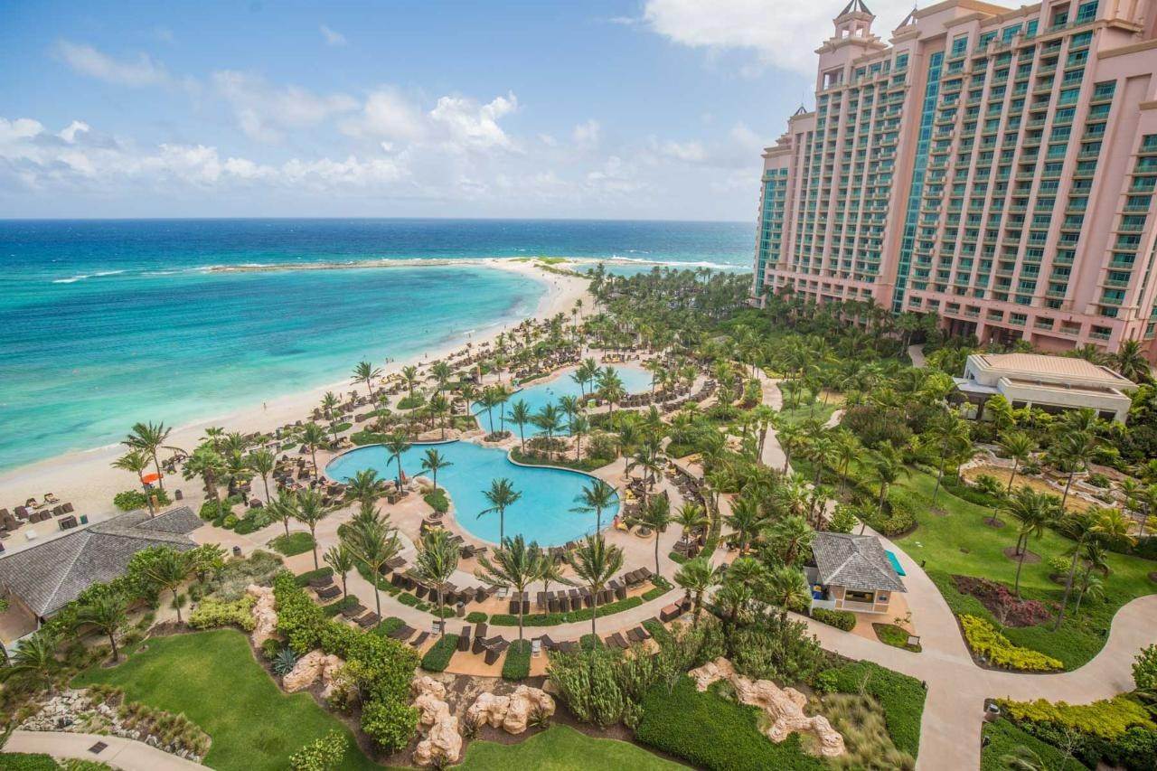 8. Condominiums for Sale at The Reef At Atlantis, Paradise Island, Nassau and Paradise Island, Bahamas