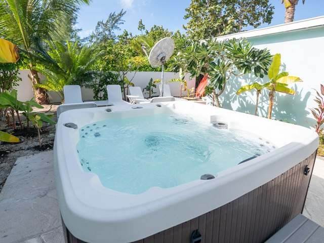 20. Single Family Homes for Sale at Jimmy Hill, Exuma, Bahamas