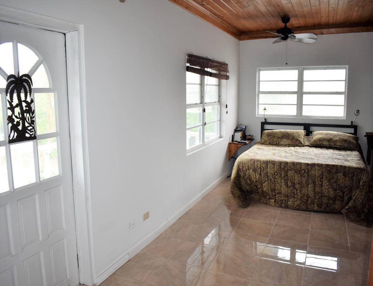 16. Single Family Homes for Sale at Whale Point, Eleuthera, Bahamas