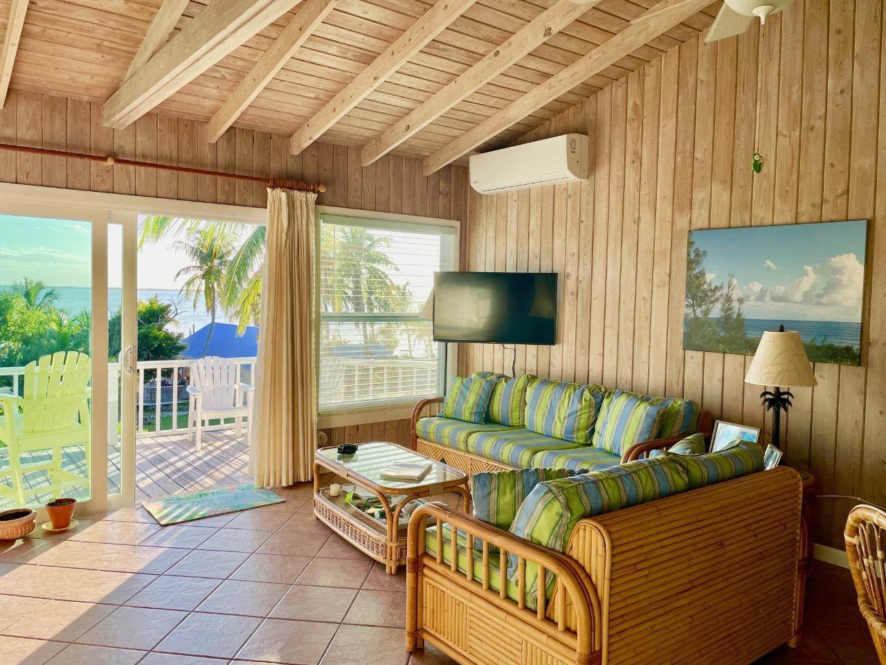 5. Single Family Homes for Sale at Green Turtle Cay, Abaco, Bahamas
