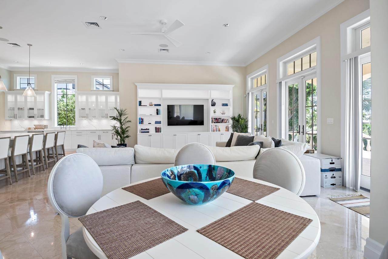 13. Single Family Homes 为 销售 在 Ocean Club Estates, 天堂岛, 新普罗维登斯/拿骚, 巴哈马