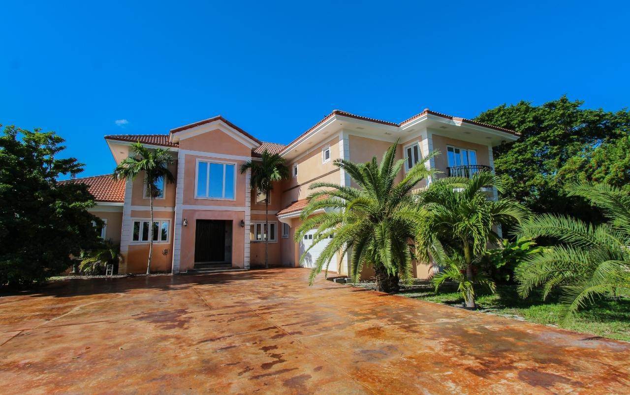 1. Single Family Homes pour l Vente à Lucayan Beach, Lucaya, Grand Bahama/Freeport, Bahamas