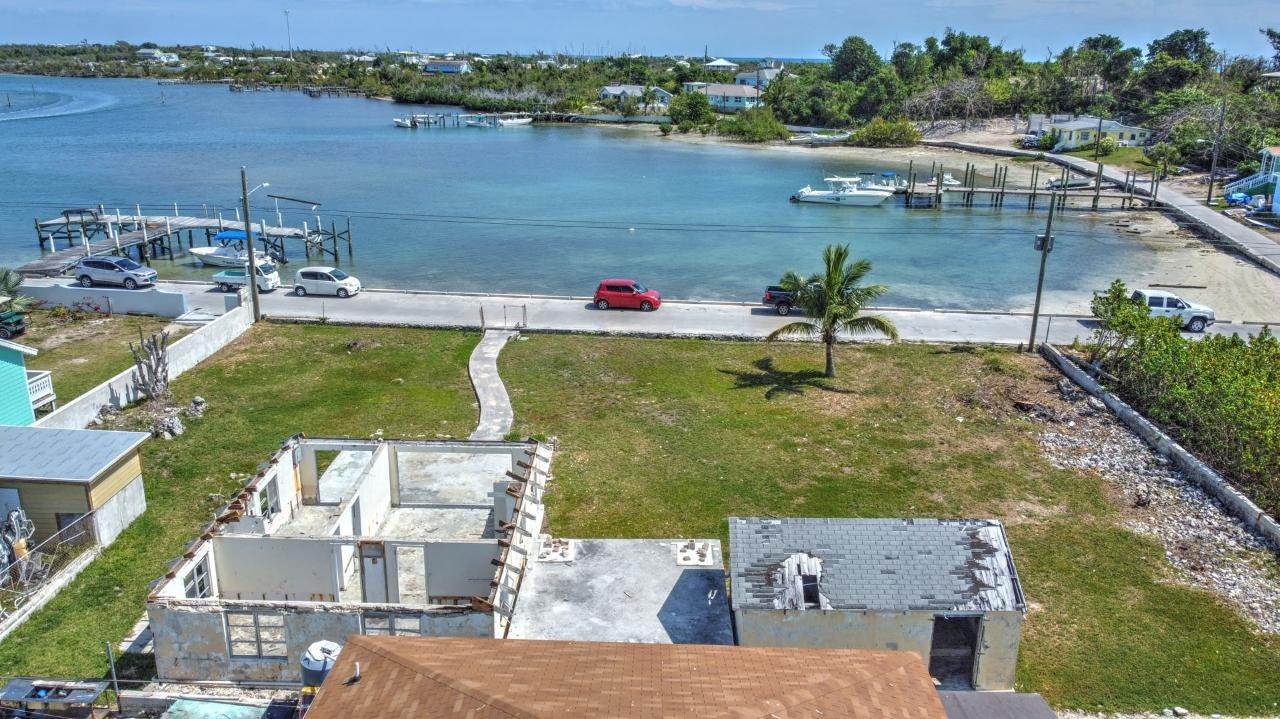 13. Single Family Homes for Sale at New Plymouth, Green Turtle Cay, Abaco, Bahamas