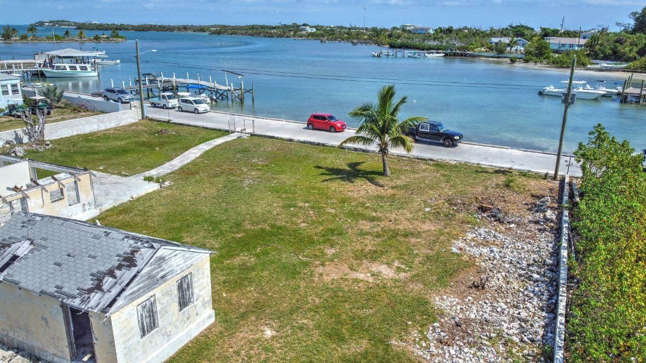 16. Single Family Homes for Sale at New Plymouth, Green Turtle Cay, Abaco, Bahamas