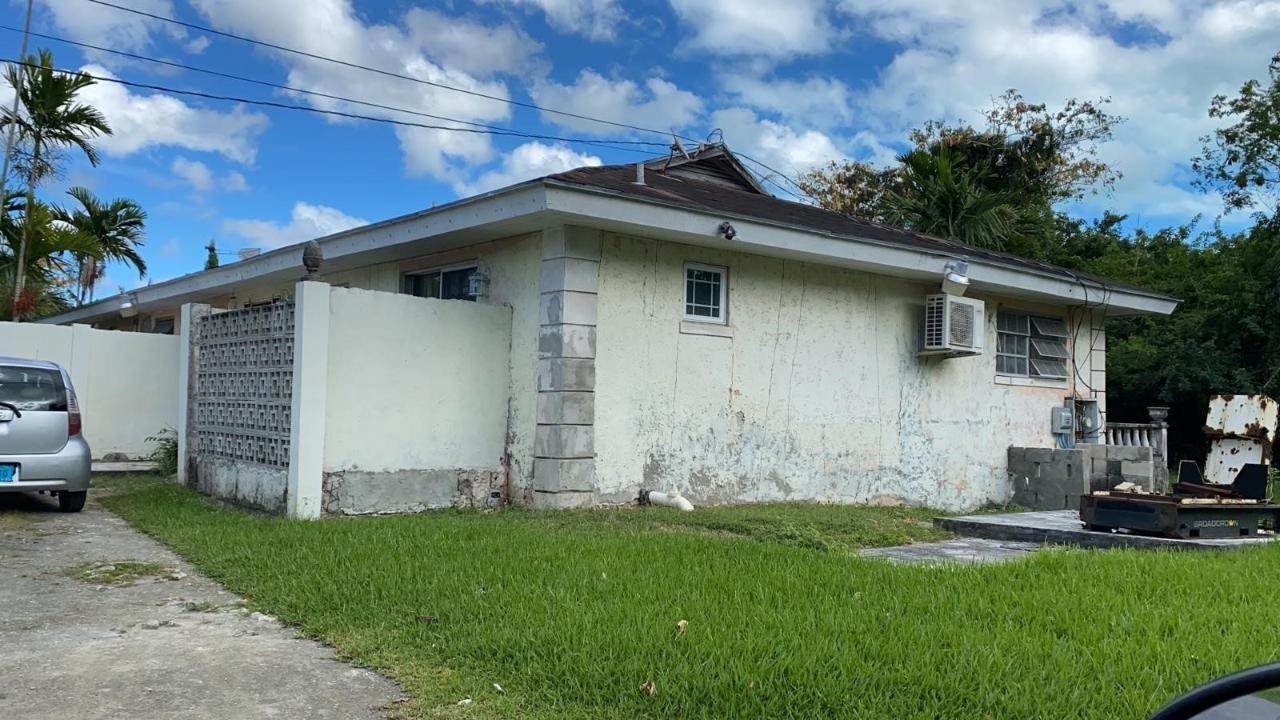 4. Single Family Homes for Sale at Gladstone Road, Nassau and Paradise Island, Bahamas