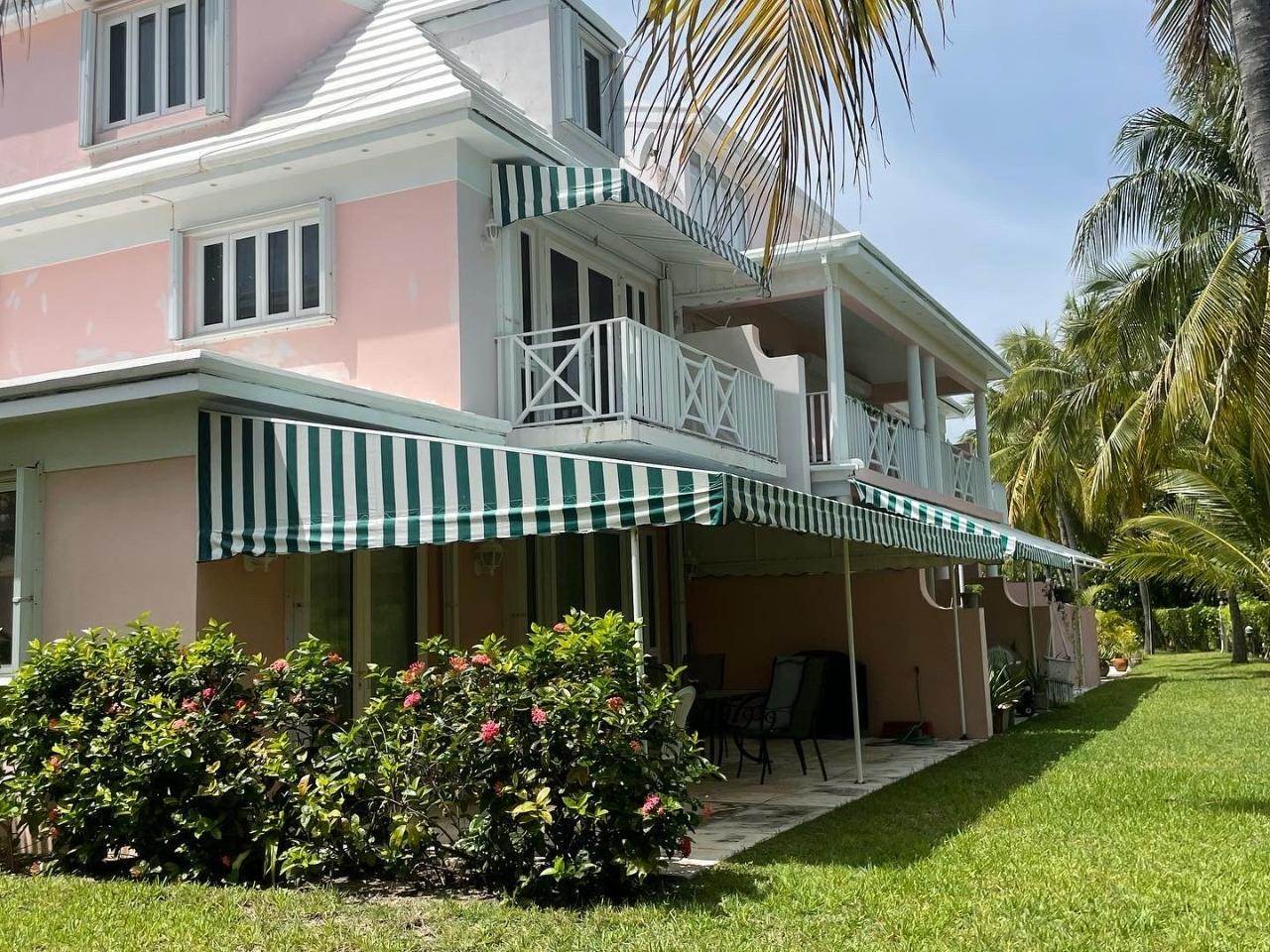 15. Condominiums for Sale at Port New Providence, Yamacraw, Nassau and Paradise Island, Bahamas
