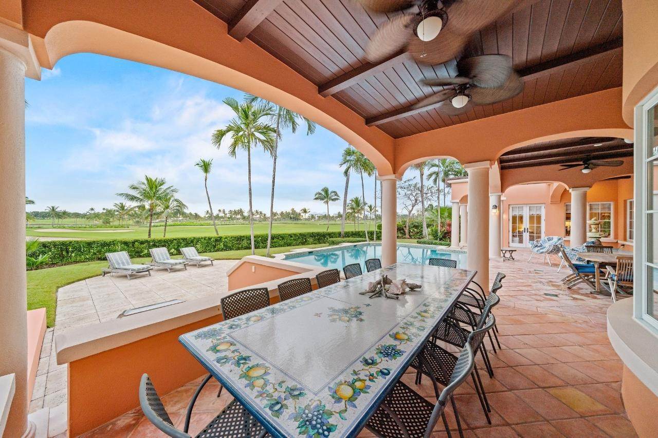 15. Single Family Homes for Sale at Ocean Club Estates, Paradise Island, Nassau and Paradise Island, Bahamas