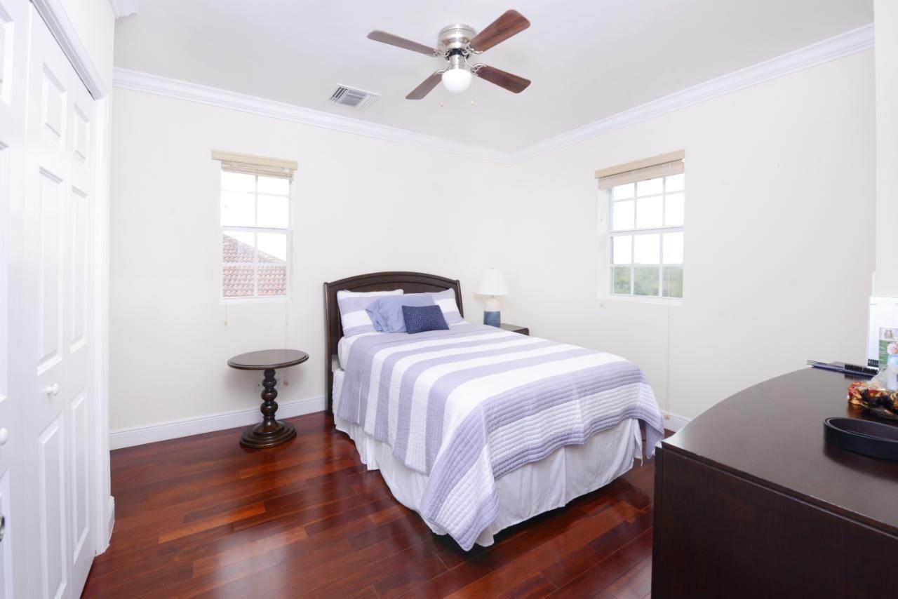 9. Condominiums for Sale at Prospect Ridge, Nassau and Paradise Island, Bahamas