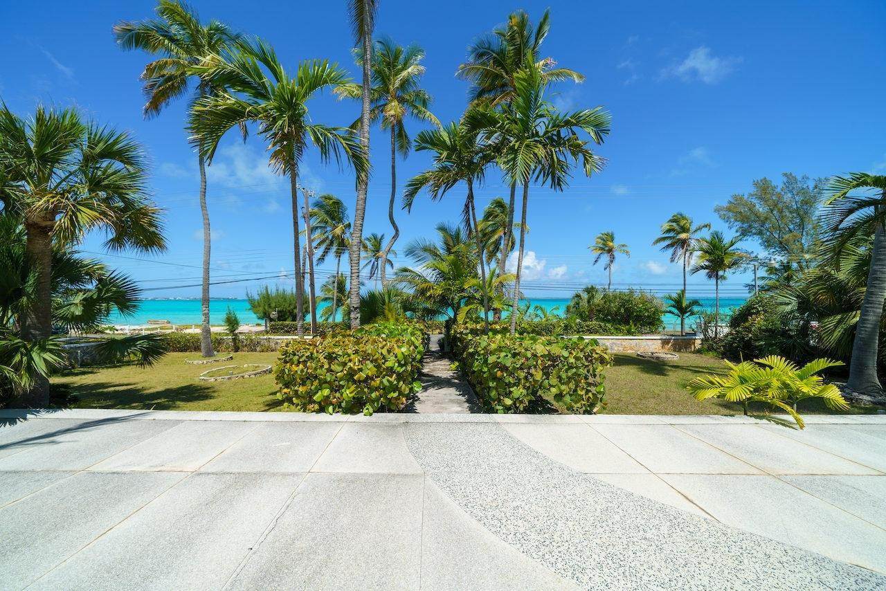 16. Single Family Homes for Sale at Eastern Road, Nassau and Paradise Island, Bahamas