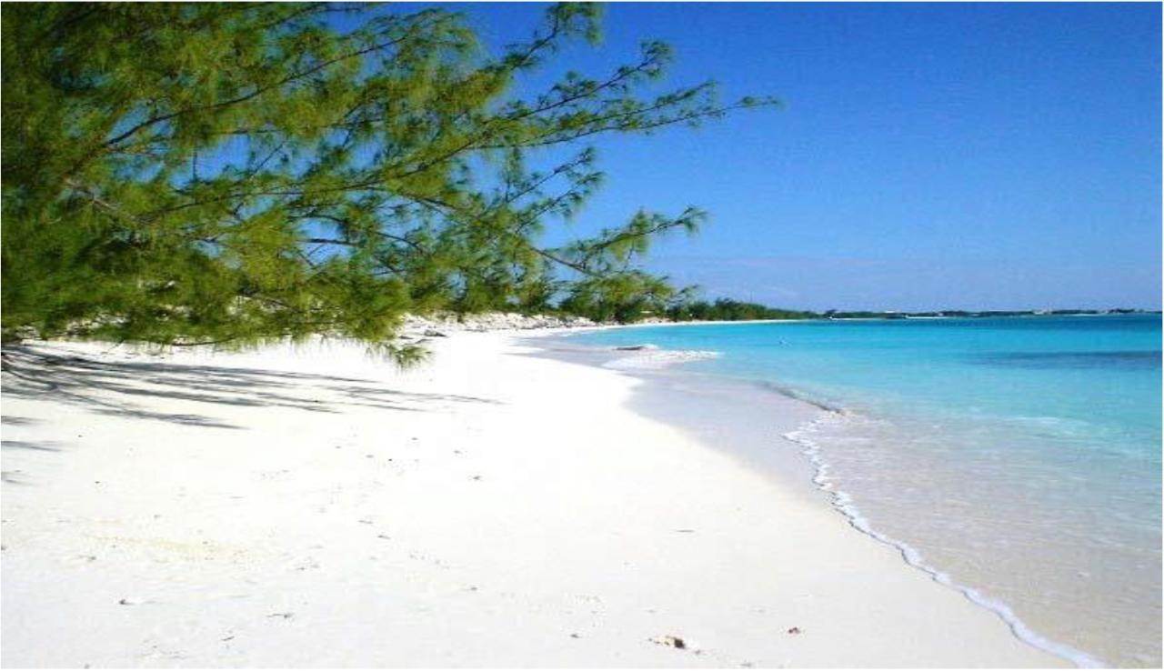 9. Single Family Homes for Sale at Other Rum Cay, Rum Cay, Bahamas