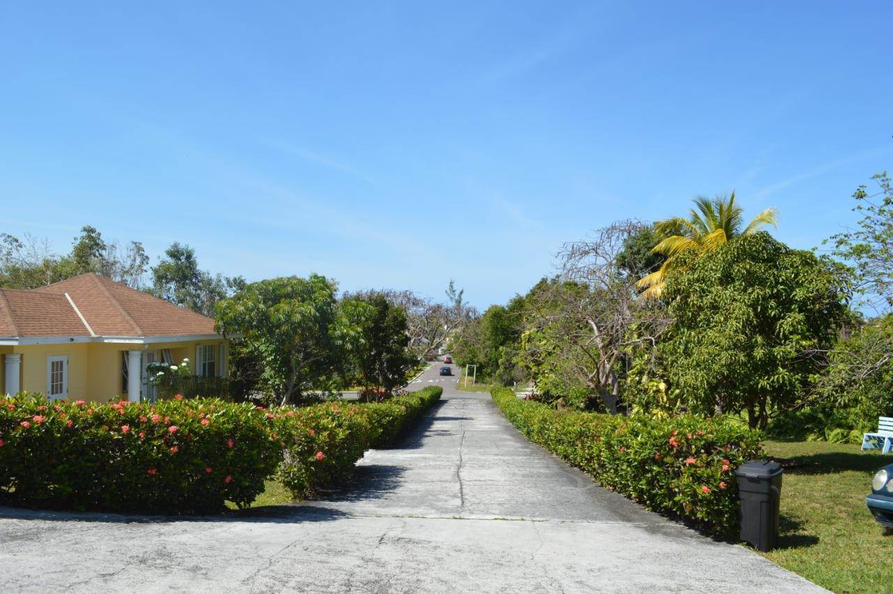 3. Single Family Homes for Sale at Westridge, Nassau New Providence, Bahamas