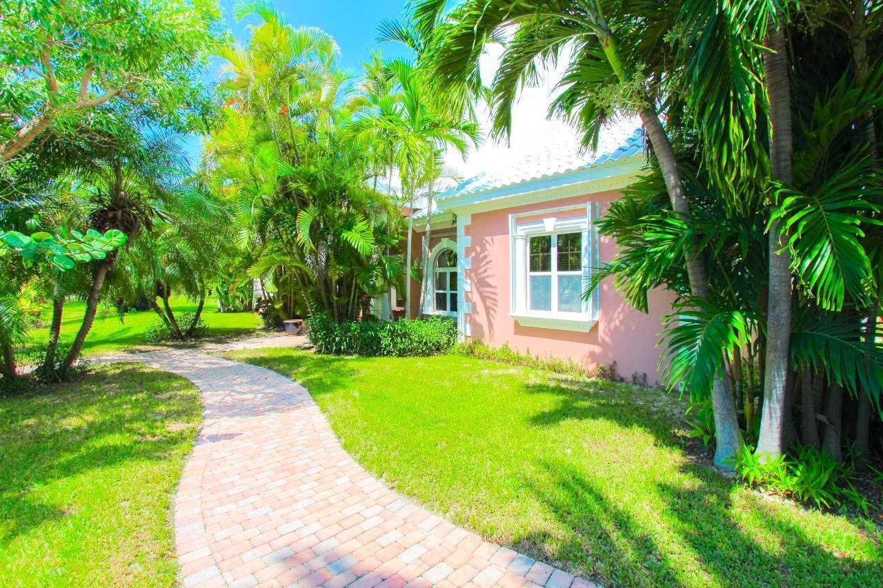 16. Single Family Homes for Sale at Fortune Bay, Freeport and Grand Bahama, Bahamas