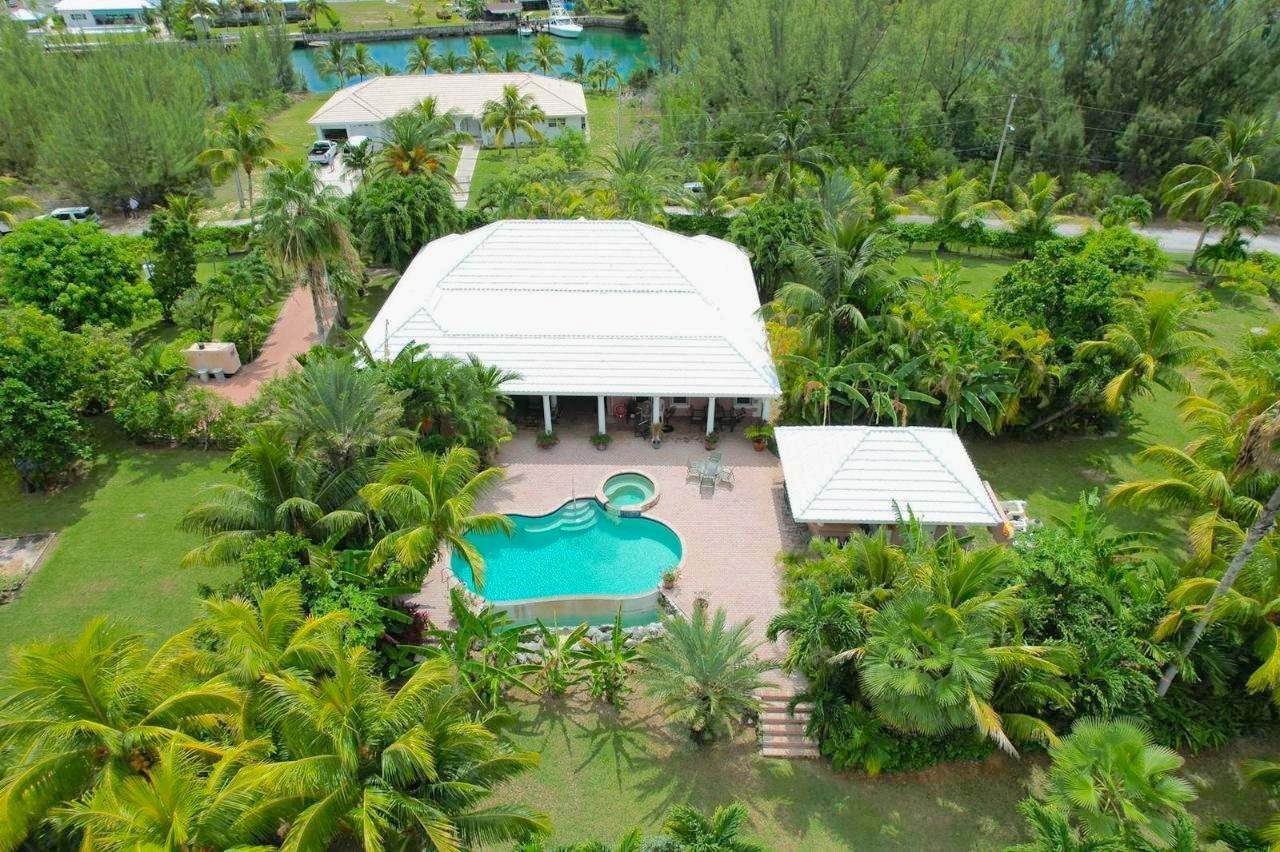 17. Single Family Homes for Sale at Fortune Bay, Freeport and Grand Bahama, Bahamas