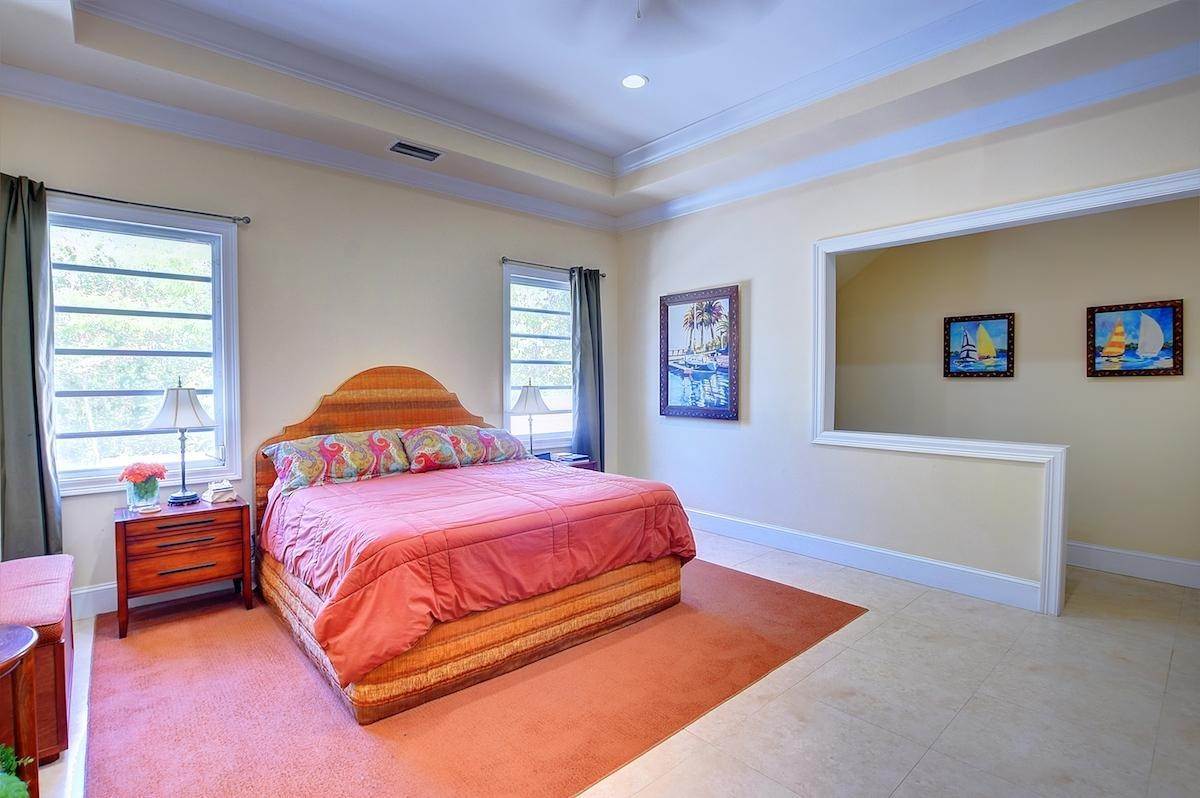 14. Single Family Homes for Sale at Eastern Road, Nassau and Paradise Island, Bahamas