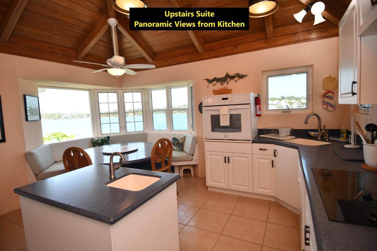 16. Single Family Homes for Sale at White Sound, Green Turtle Cay, Abaco, Bahamas
